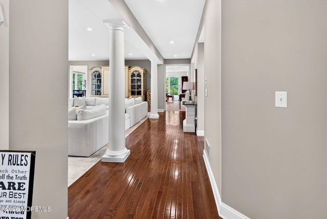 11 Palmer Circle, Millstone, NJ 08535