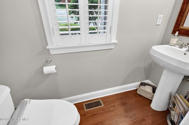 11 Palmer Circle, Millstone, NJ 08535