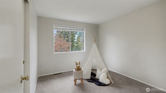 15016 SE 184th St, Renton, WA 98058