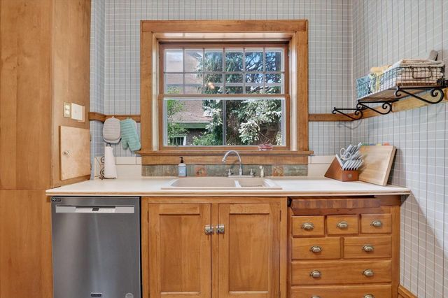 829 Church Street, Beloit, WI 53511