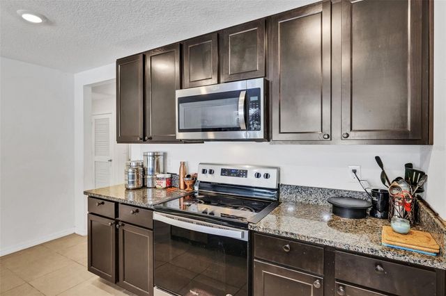 8640 SW 49TH CIRCLE, Ocala, FL 34476