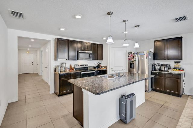 8640 SW 49TH CIRCLE, Ocala, FL 34476