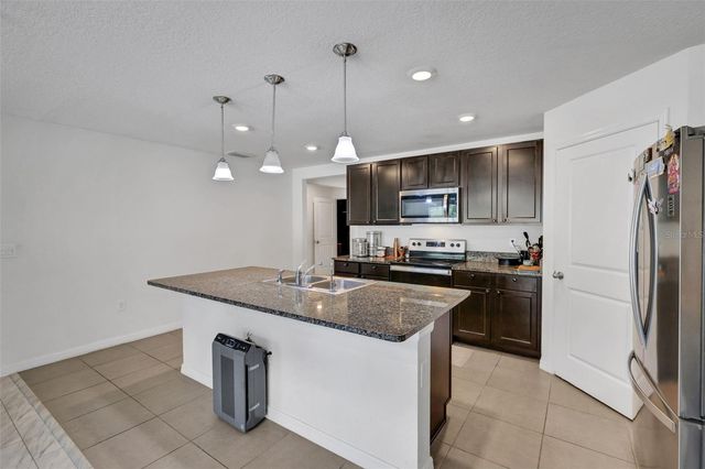 8640 SW 49TH CIRCLE, Ocala, FL 34476