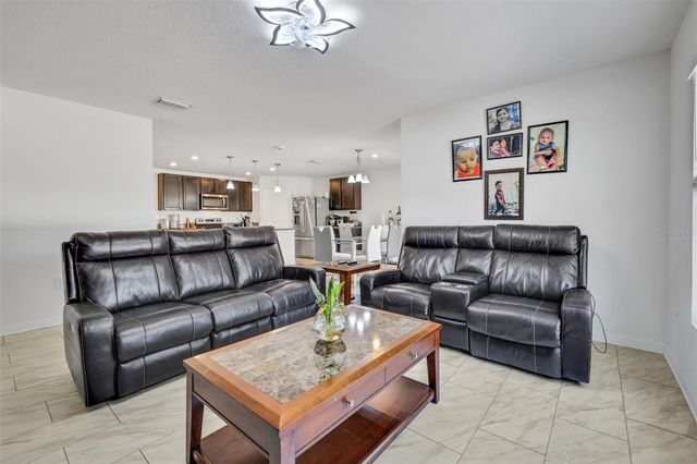 8640 SW 49TH CIRCLE, Ocala, FL 34476