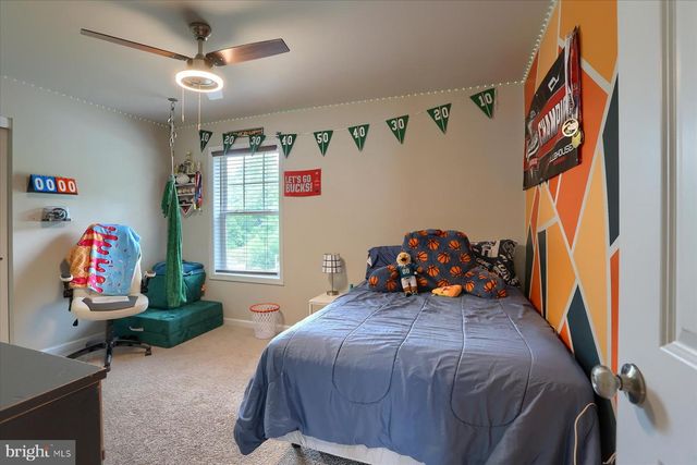 304 LEXINGTON LANE, Shippensburg, PA 17257