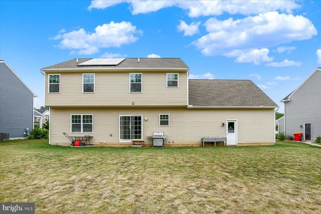 304 LEXINGTON LANE, Shippensburg, PA 17257