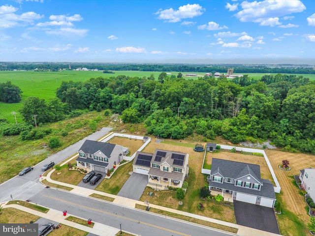 304 LEXINGTON LANE, Shippensburg, PA 17257