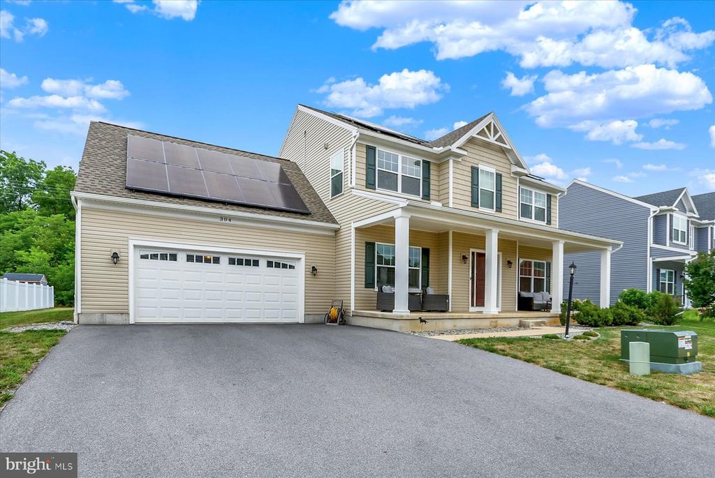 304 LEXINGTON LANE, Shippensburg, PA 17257