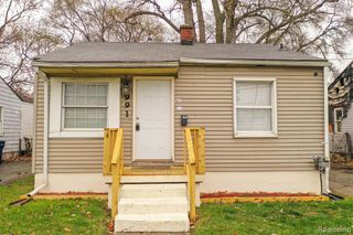 991 S Ballenger Highway, Flint, MI 48532