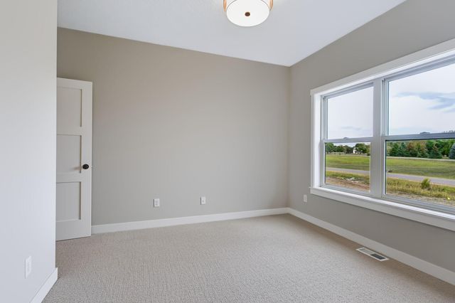 491 Elbert Drive, Hudson, WI 54016