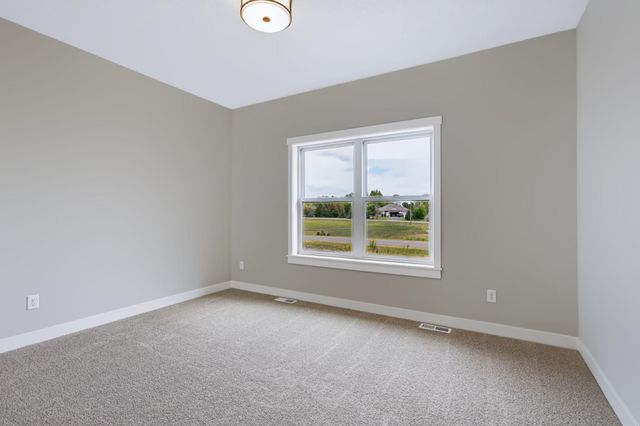 491 Elbert Drive, Hudson, WI 54016