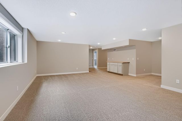 491 Elbert Drive, Hudson, WI 54016