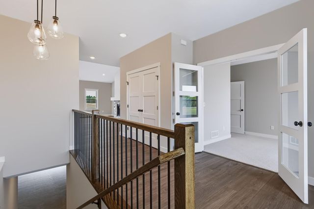 491 Elbert Drive, Hudson, WI 54016