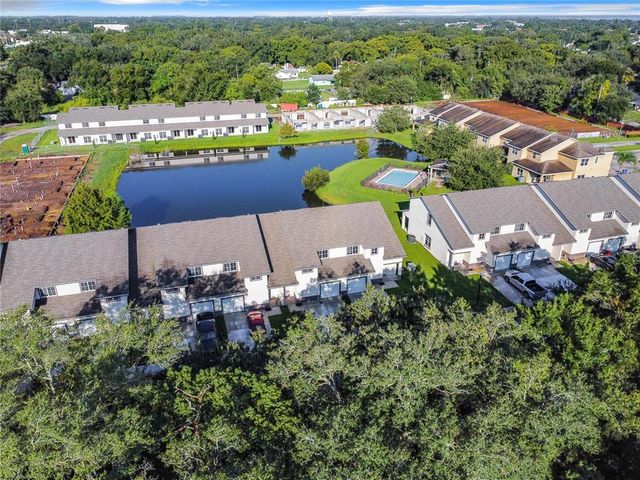 1742 BARTON TOWNE CIRCLE, St Cloud, FL 34769
