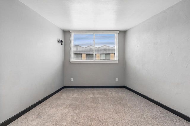 4545 W PINE STREET, Appleton, WI 54914