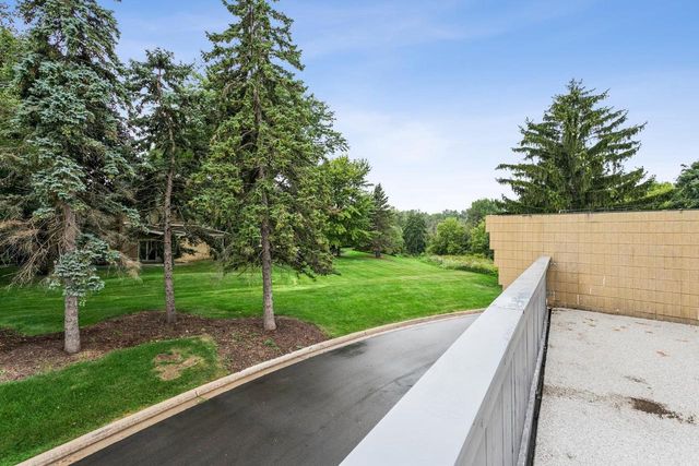 4545 W PINE STREET, Appleton, WI 54914