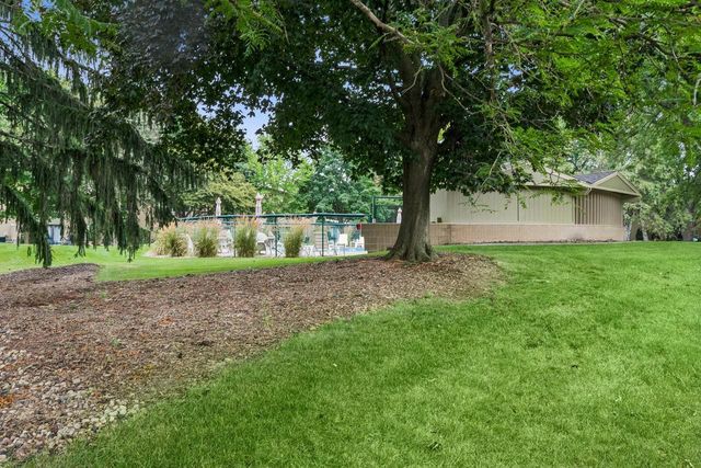4545 W PINE STREET, Appleton, WI 54914