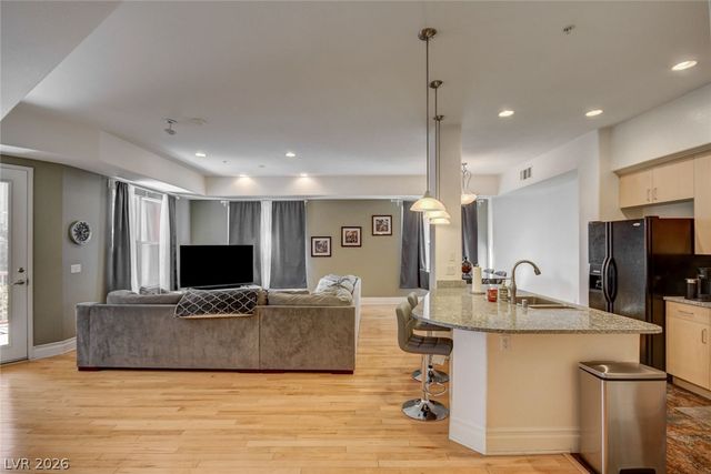 38 East Serene Avenue 306, Las Vegas, NV 89123