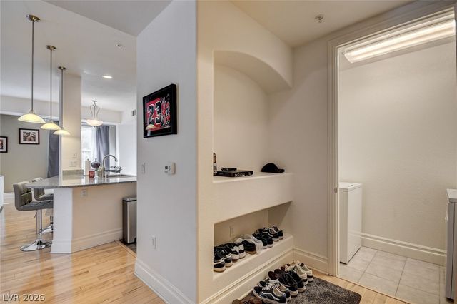 38 East Serene Avenue 306, Las Vegas, NV 89123