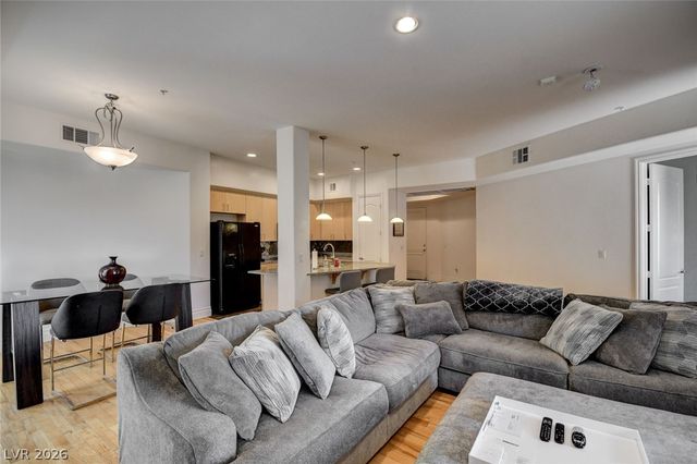 38 East Serene Avenue 306, Las Vegas, NV 89123