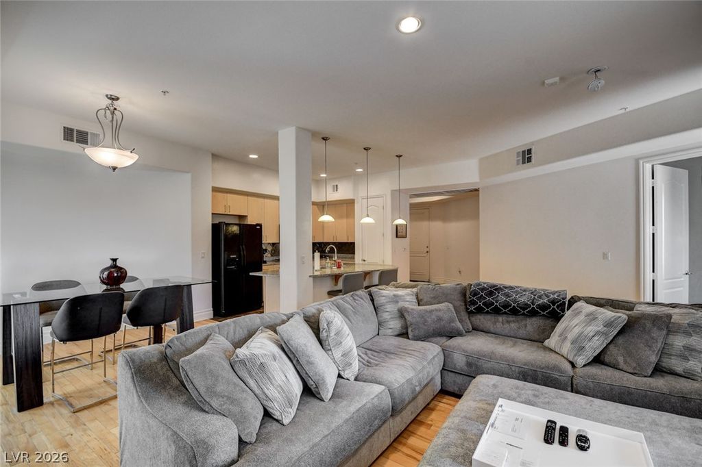 38 East Serene Avenue 306, Las Vegas, NV 89123 — photo 5