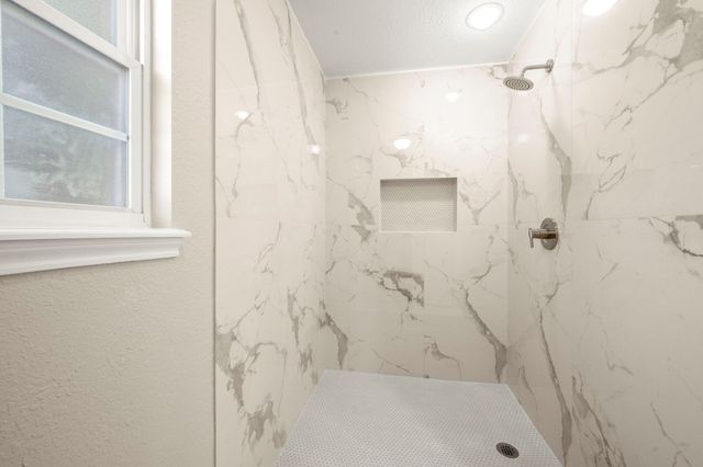 518 Magic Oaks Drive, Spring, TX 77388