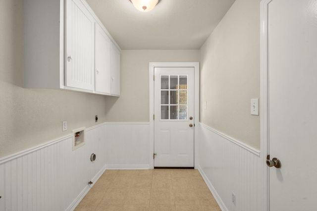 518 Magic Oaks Drive, Spring, TX 77388