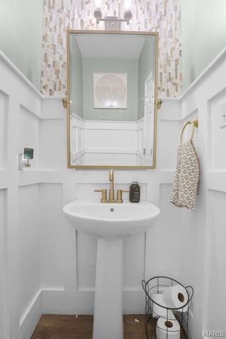 1026 Konert Lake Drive, Fenton, MO 63026