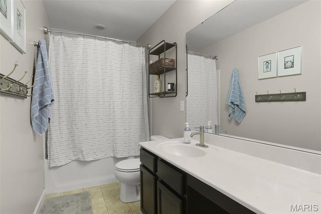 1026 Konert Lake Drive, Fenton, MO 63026