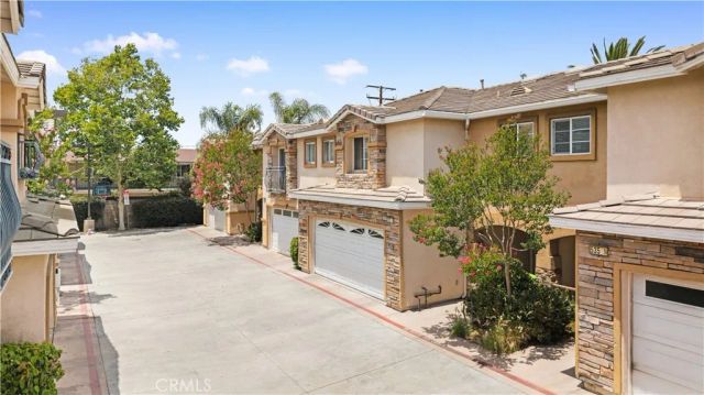 535 West D Street L, Ontario, CA 91762