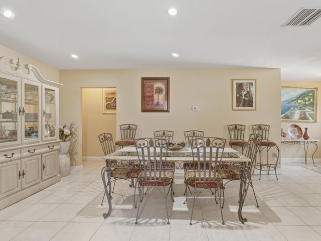 6345 Tall Cypress Circle, Greenacres, FL 33463