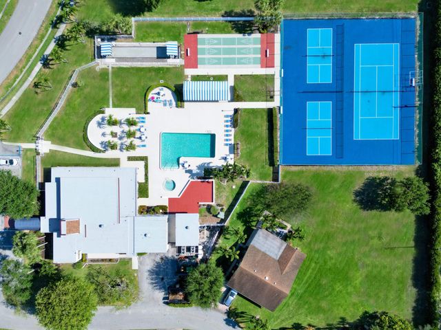 6345 Tall Cypress Circle, Greenacres, FL 33463