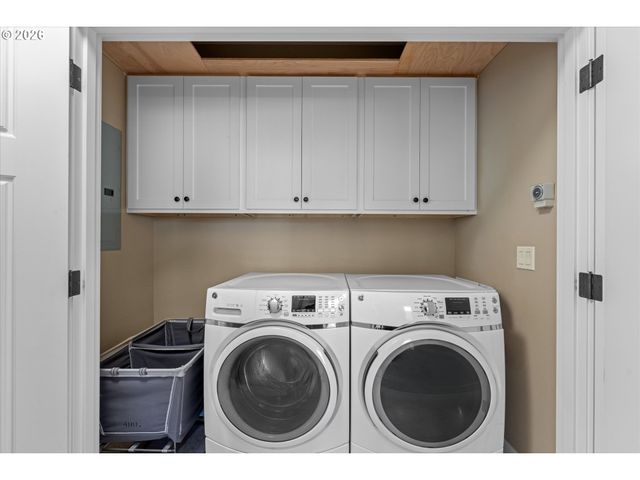 3969 N OVERLOOK Blvd B, Portland, OR 97227