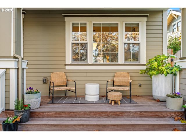 3969 N OVERLOOK Blvd B, Portland, OR 97227