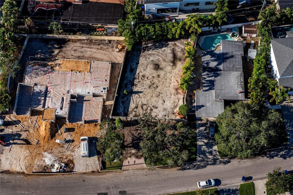 Image 9 of property listing at 622 DANUBE AVENUE, Tampa, FL 33606