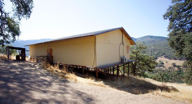 35100 Mendocino Pass Rd, Covelo, CA 95428