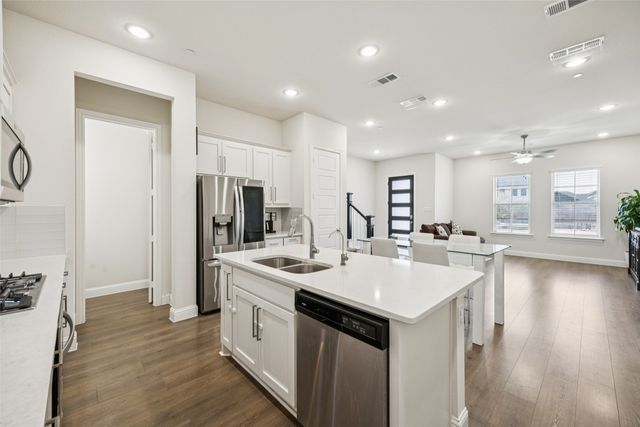 12986 Jk Ojha Street, Farmers Branch, TX 75234