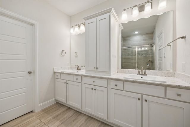 12986 Jk Ojha Street, Farmers Branch, TX 75234