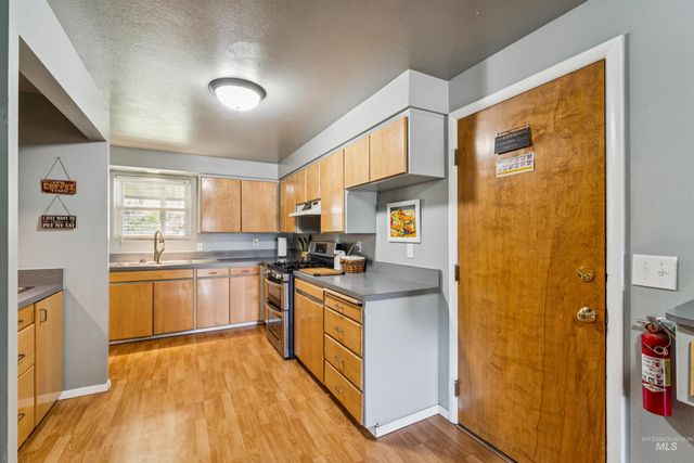 6701 W Grunder, Boise, ID 83705