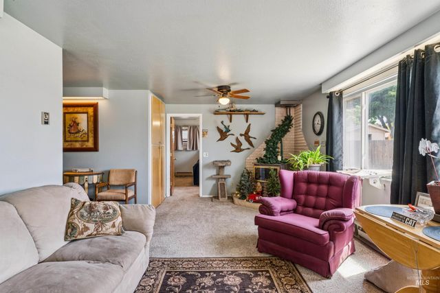 6701 W Grunder, Boise, ID 83705