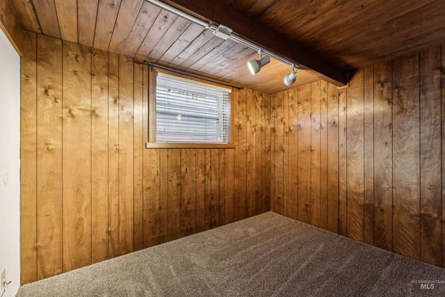 6701 W Grunder, Boise, ID 83705