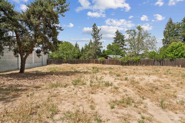 6701 W Grunder, Boise, ID 83705