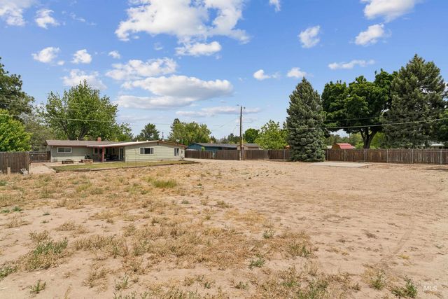 6701 W Grunder, Boise, ID 83705