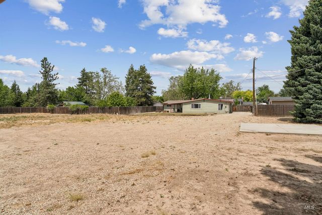 6701 W Grunder, Boise, ID 83705