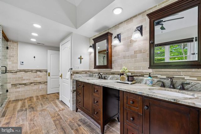 13120 ESWORTHY RD, North Potomac, MD 20878