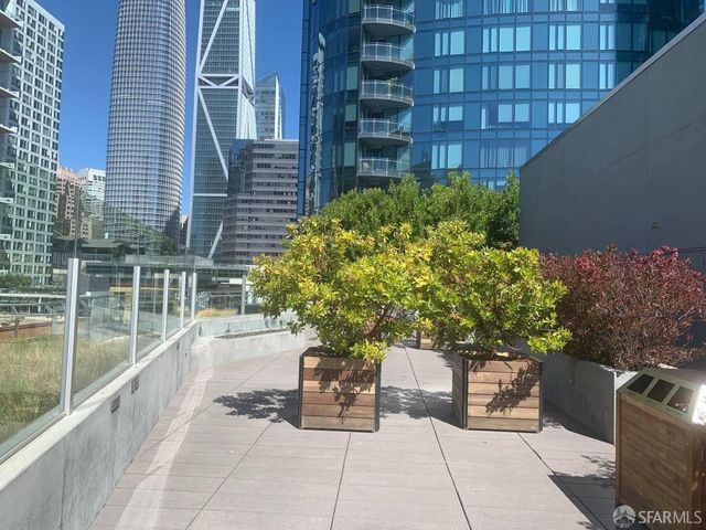 201 Folsom Street 8C, San Francisco, CA 94105