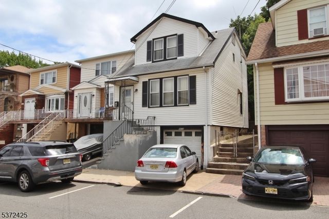 8610 Columbia Ave, North Bergen Twp., NJ 07047