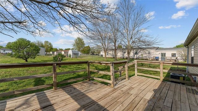2304 John Montgomery Circle, Pea Ridge, AR 72751