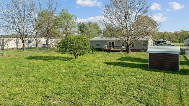 2304 John Montgomery Circle, Pea Ridge, AR 72751