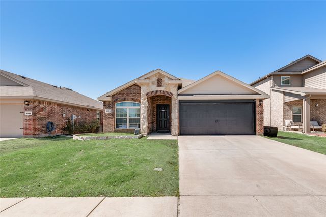2054 Enchanted Rock Drive, Forney, TX 75126